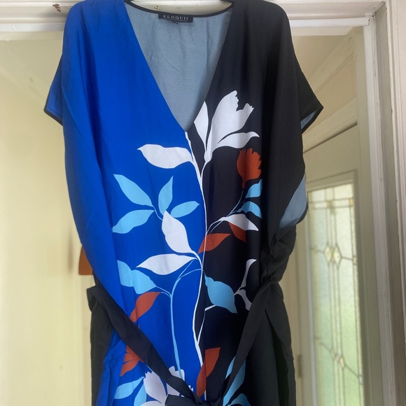 Printed Maxi Dress - Picture 3 of 8